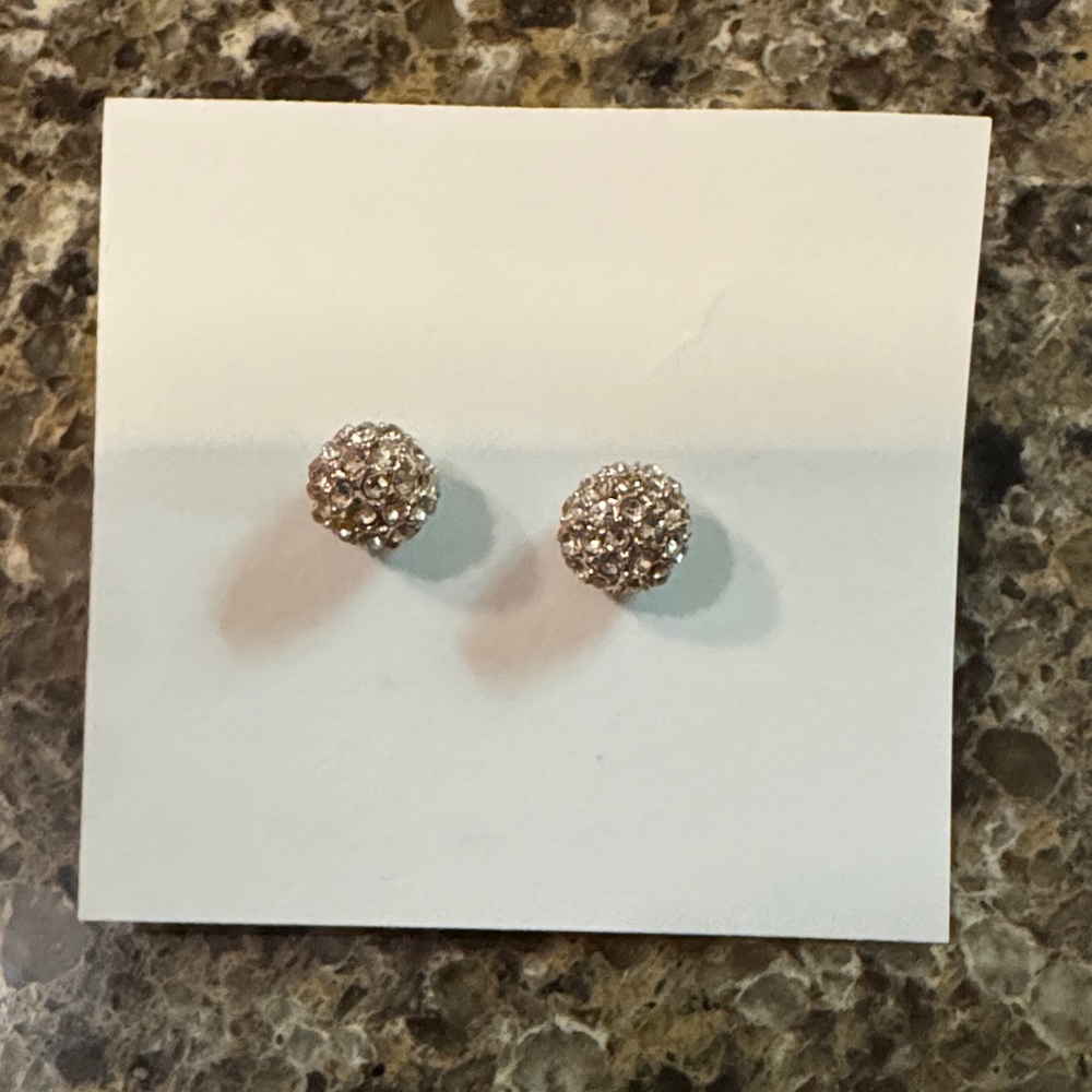 Elegant Gold & Rhinestone Stud Earrings Like Brand NEW